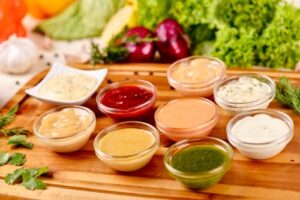 salsas deliciosas para realzar tus ensaladas de lechuga